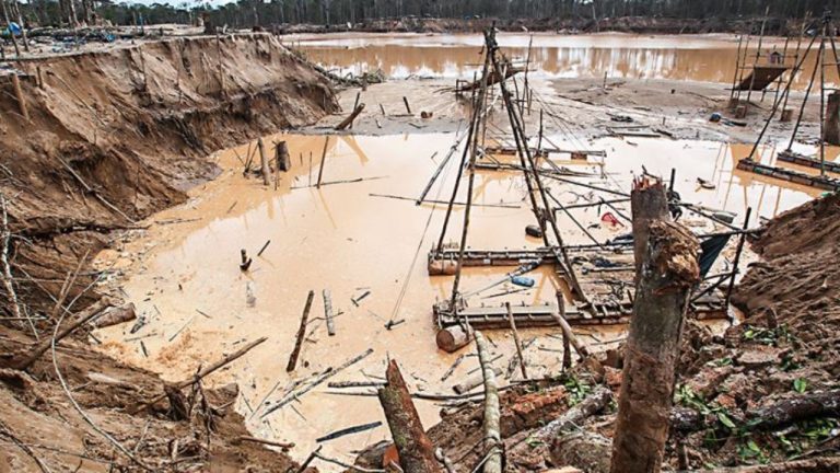 Mineria-ilegal-en-Peru-Un-desafio-creciente