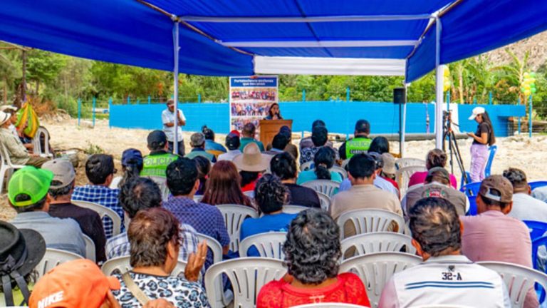 13febrero_comunidades1_c