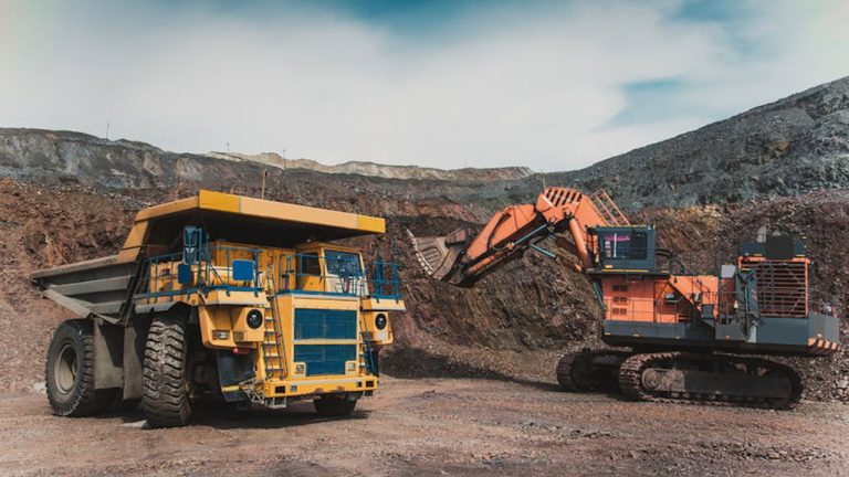 190830-IronMining_optimized