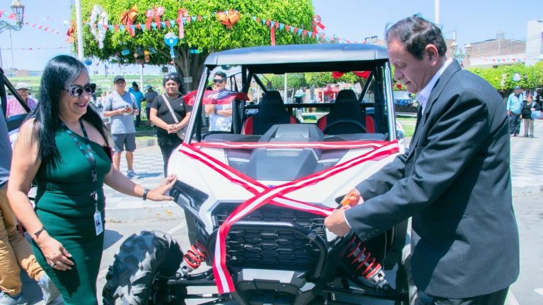 Antamina entrega equipos de transporte