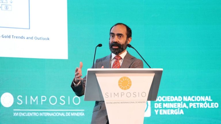 Juan Carlos Artigas - Simposio
