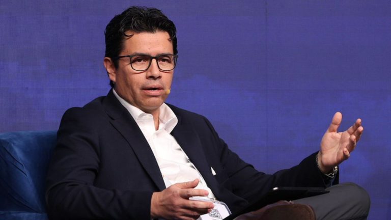 Iván López