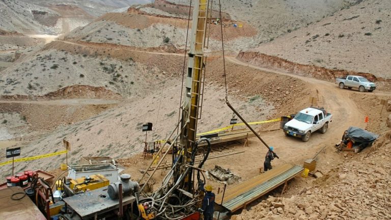 Mineralización de oro - Pico Machay