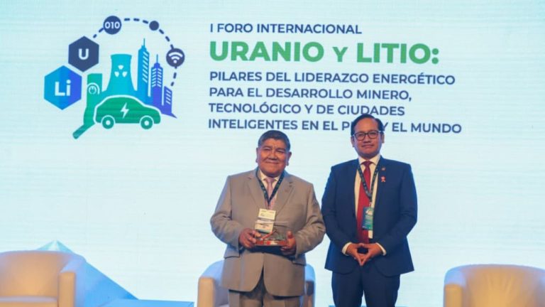 Exministro de Energía y Minas -Rómulo Mucho