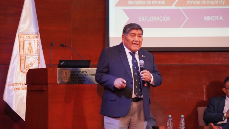Rómulo Mucho